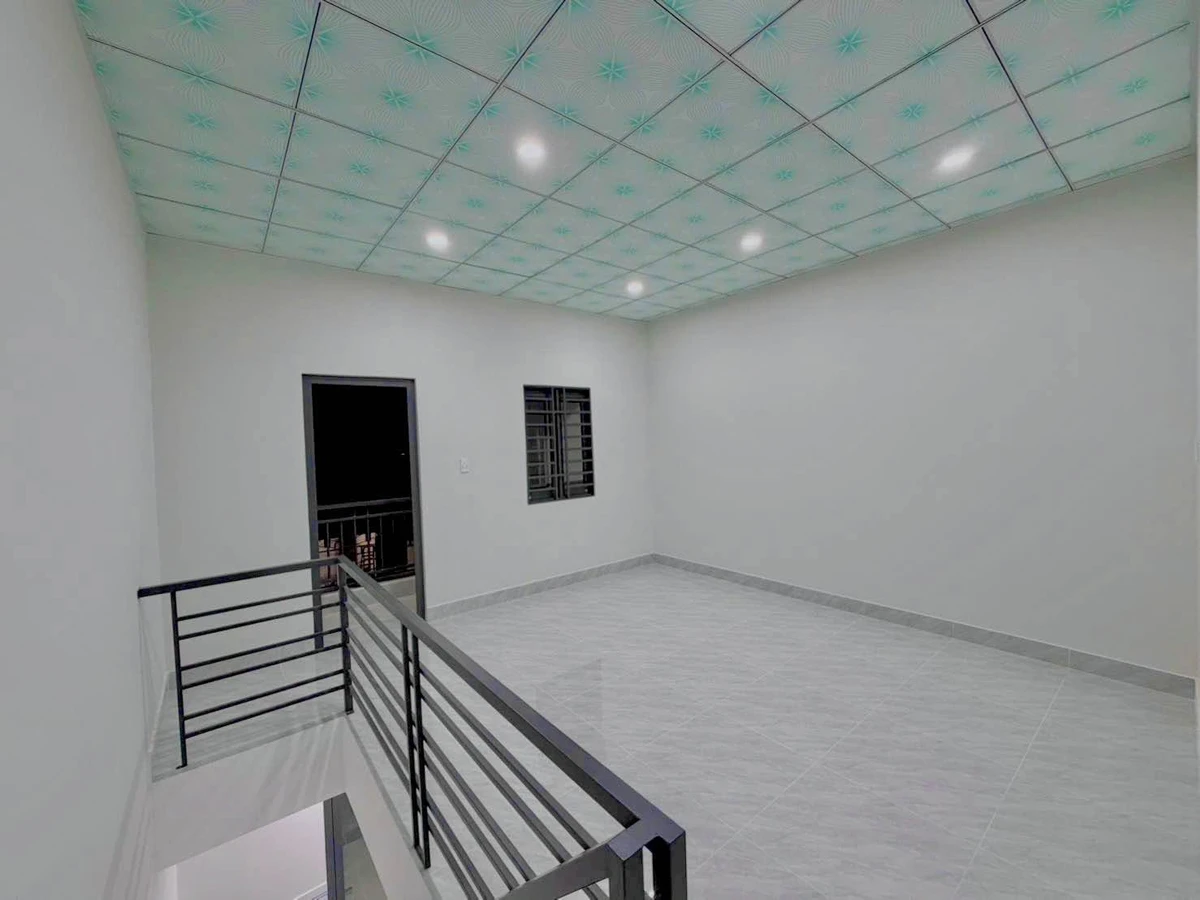 Bán nhà 2 phòng ngủ 75m2 Tân Phong Thủ Đức 4.2 tỷ - Ảnh thu nhỏ 4