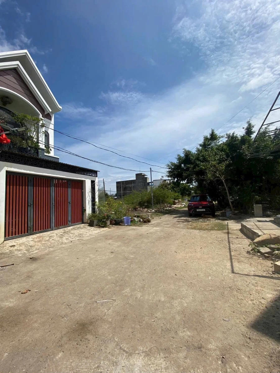 Bán đất 100m2 Vĩnh Châu Nha Trang 3 tỷ 50 - Ảnh thu nhỏ 2