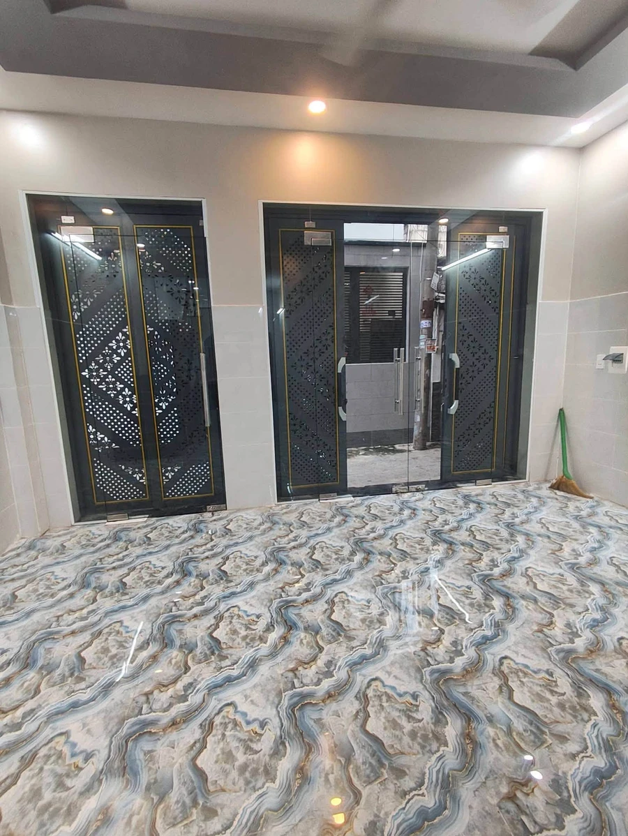 Bán nhà mới Q8 52m², 4 phòng 4 WC, 5,5 tỷ - Ảnh thu nhỏ 4