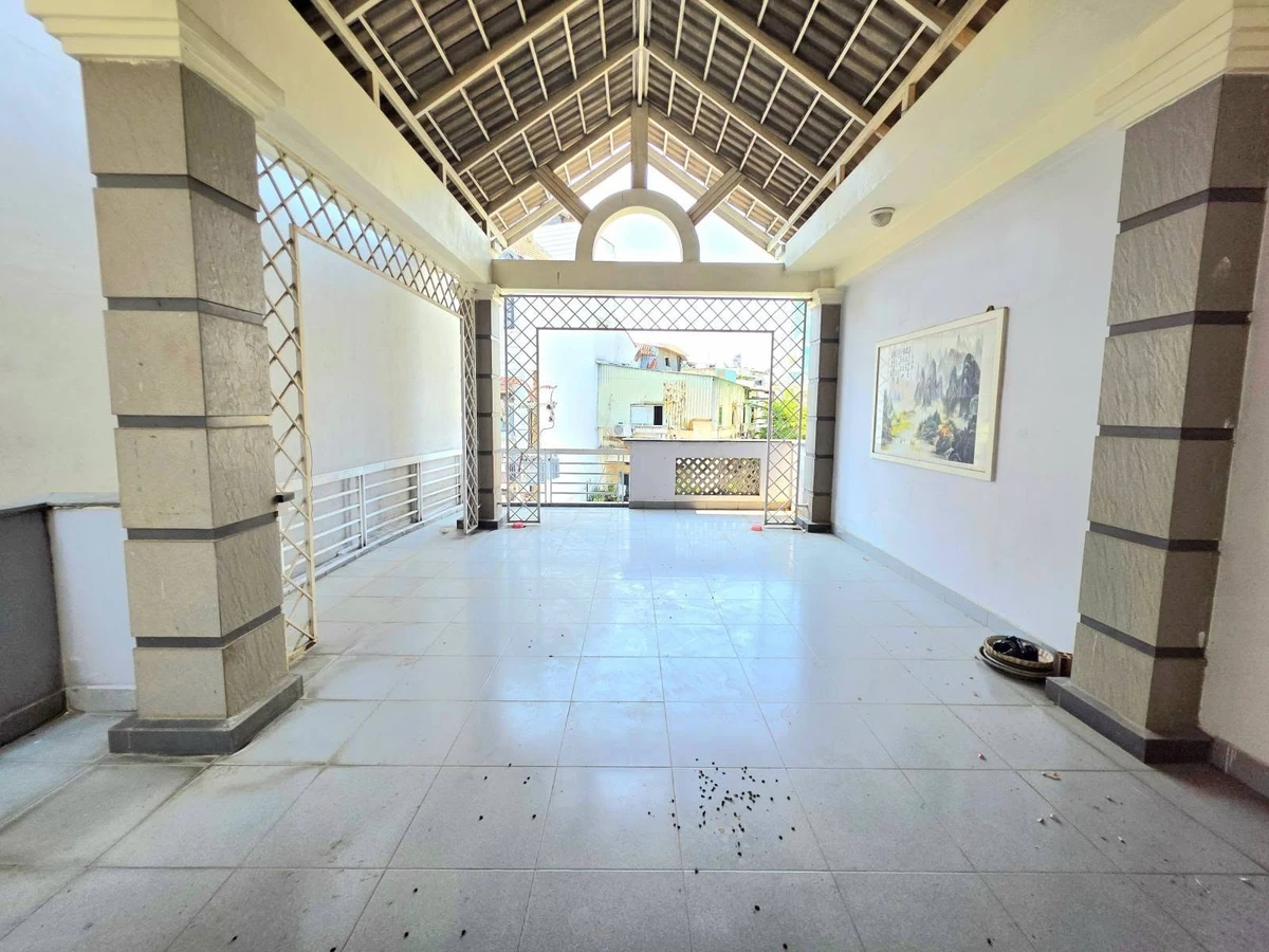 Bán biệt thự 3 tầng 133m² mặt tiền Phạm Văn Hai, Phú Nhuận - Ảnh thu nhỏ 5