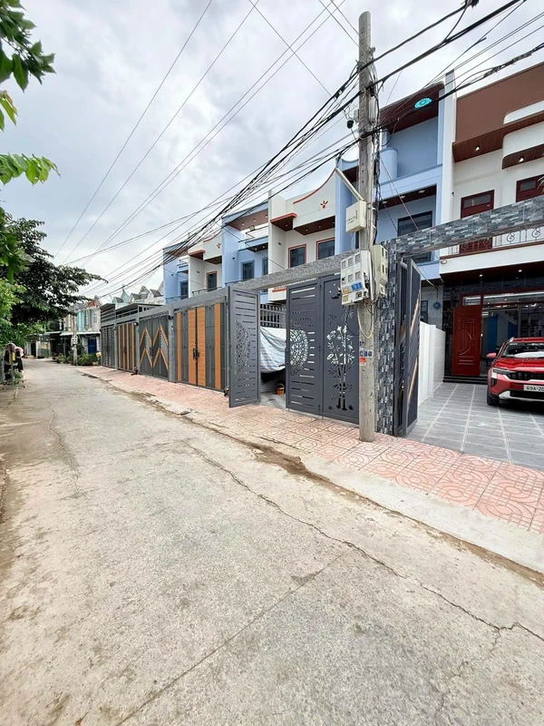 Bán nhà 1 trệt 1 lầu 143,6m2 kế chợ Gò Đen Long An