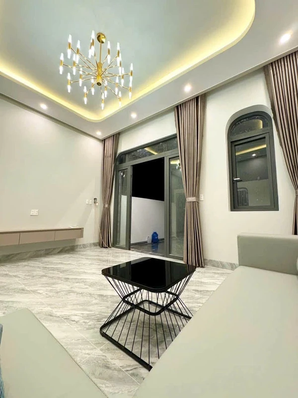 Bán nhà C4 mới full nội thất 100m2 hẻm Đặng Văn Lãnh, Phường Bình Thuận, Phan Thiết