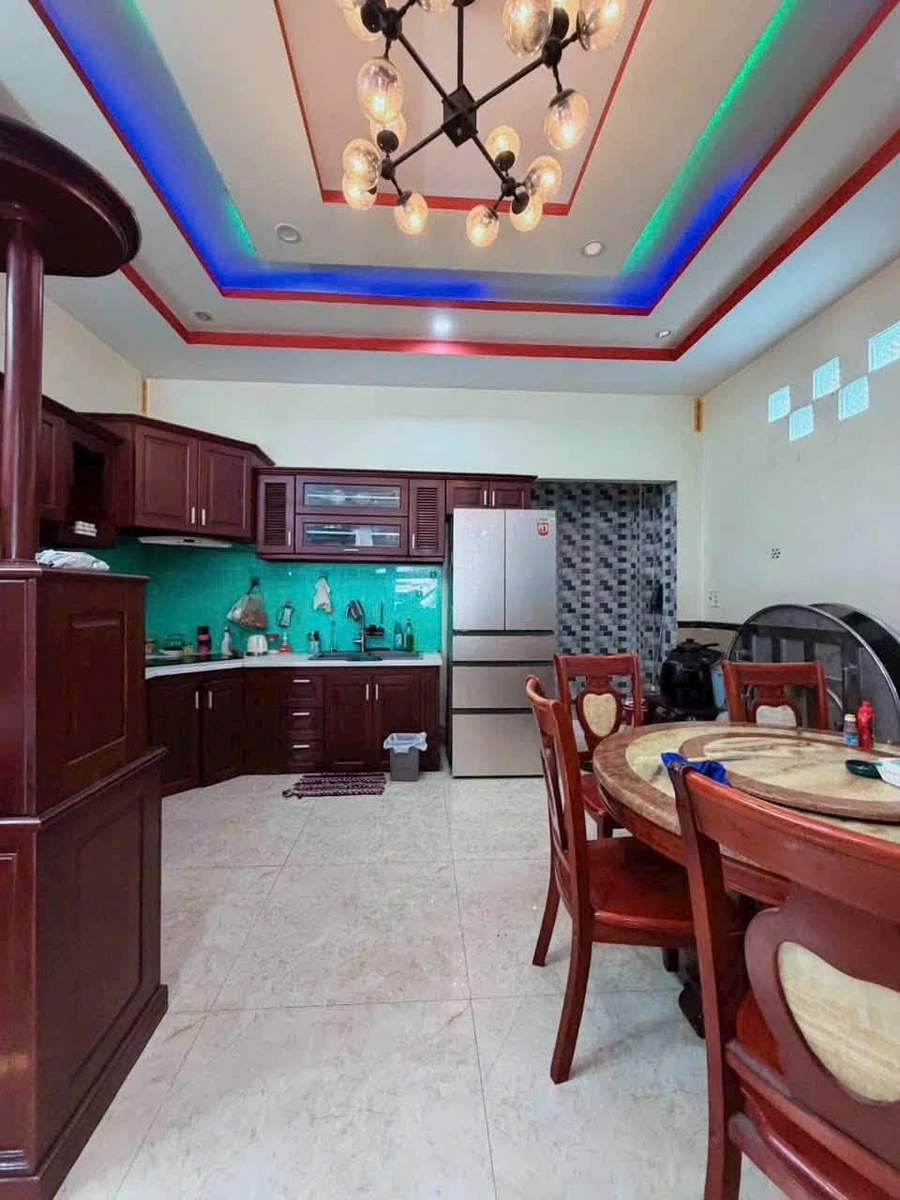 Bán nhà 4 tầng 5PN 80m2 gần Aeon Tân Phú, giá 8 tỷ - Ảnh thu nhỏ 2