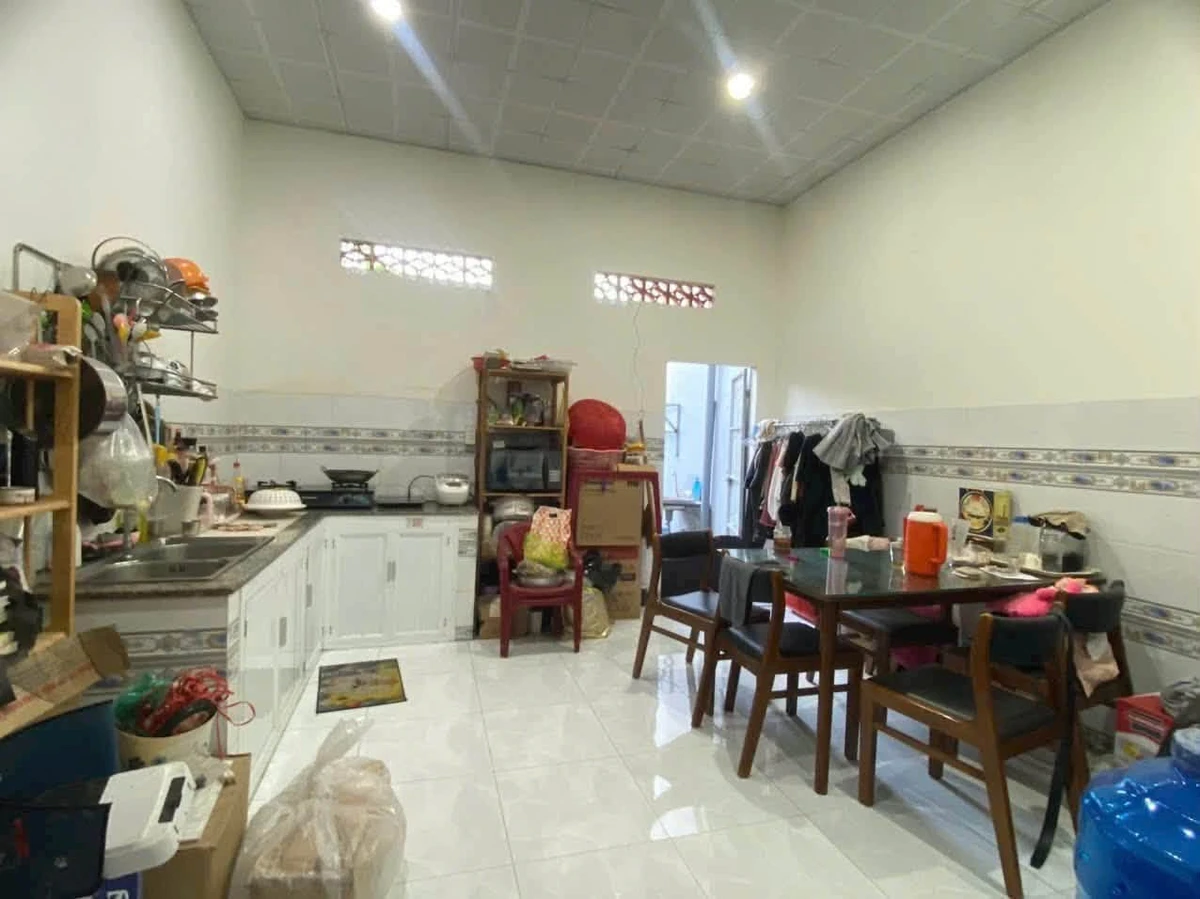 Bán nhà phố 100m² Tân Phú, sổ riêng, 3 tỷ - Ảnh thu nhỏ 2