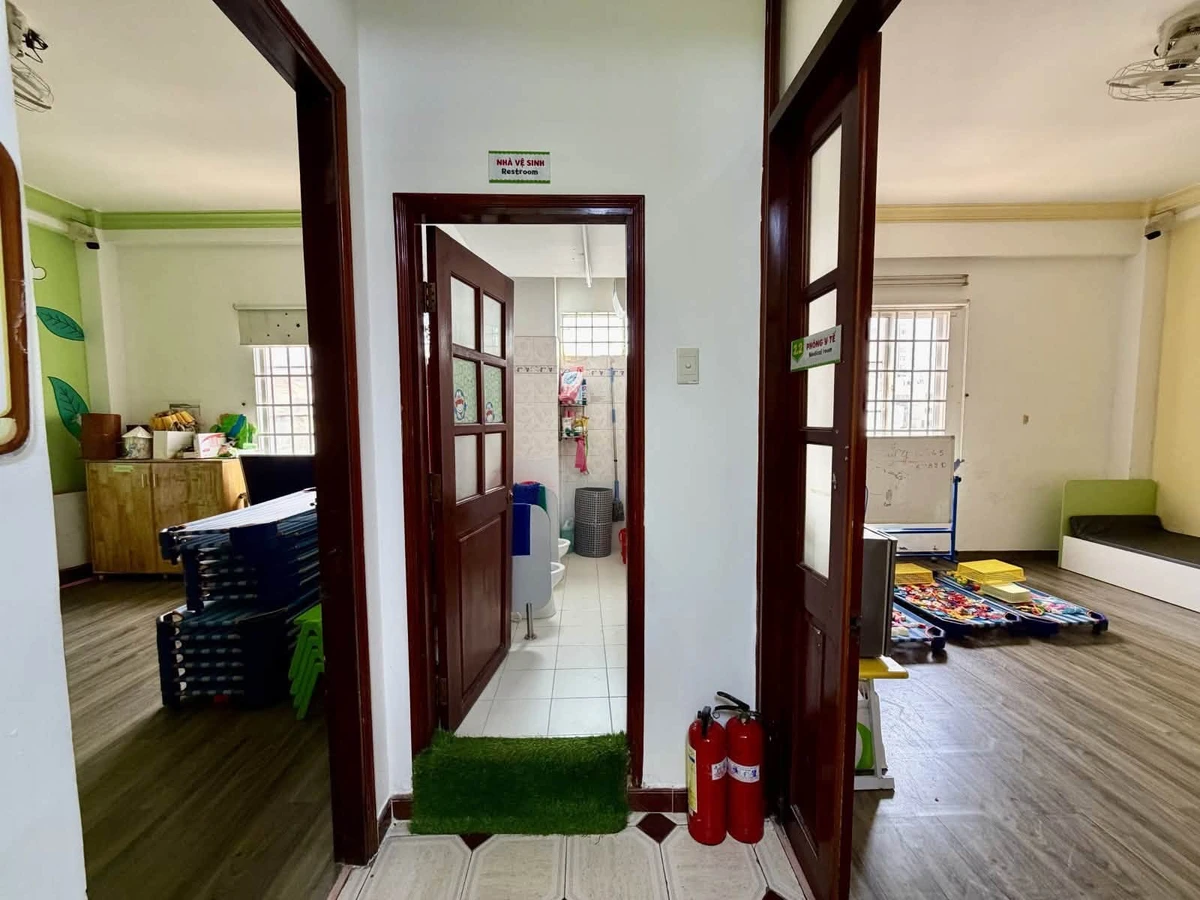 Bán nhà mặt tiền Năm Châu, Tân Bình, ngang 10m, 119.9m2, 5 tầng, giá 26.9 tỷ - Ảnh thu nhỏ 5