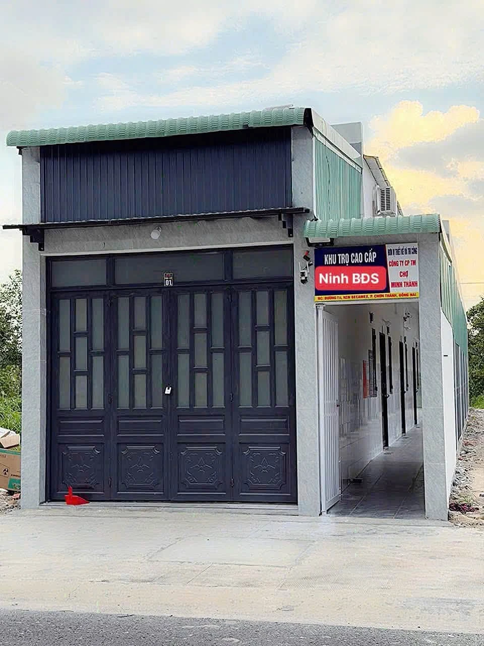 Bán dãy trọ 150m² Becamex Chơn Thành, 1 kiot 5 phòng, cho thuê 12,8tr/tháng - Ảnh 1