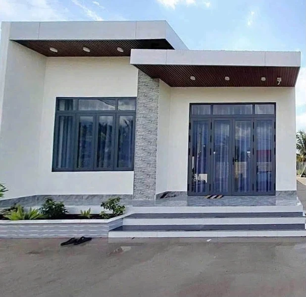 Bán nhà cấp 4 mới xây 105m2, 2PN gần Giao Long, Vĩnh Long