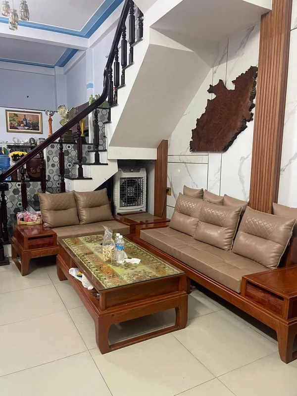 Bán nhà hẻm 3 tầng 60m2 Ngô Mây Quy Nhơn 4 tỷ 500 triệu
