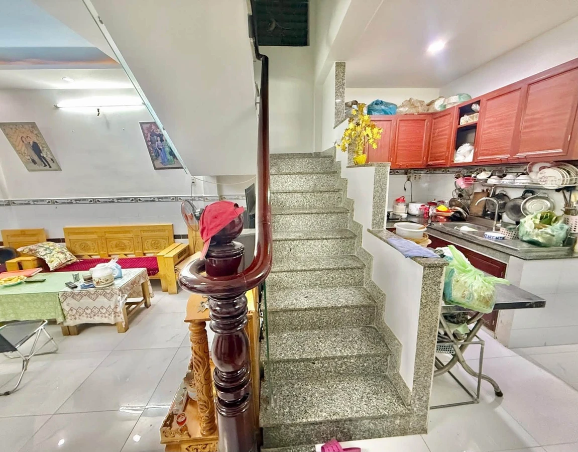 Bán nhà 2 tầng 42m2, 2PN, sổ hồng riêng, Hiệp Bình, Thủ Đức, giá 4,1 tỷ - Ảnh thu nhỏ 3