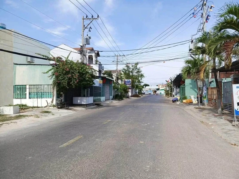 Bán villa 460m² góc 2 mặt tiền Phạm Thị Ngư Phan Thiết