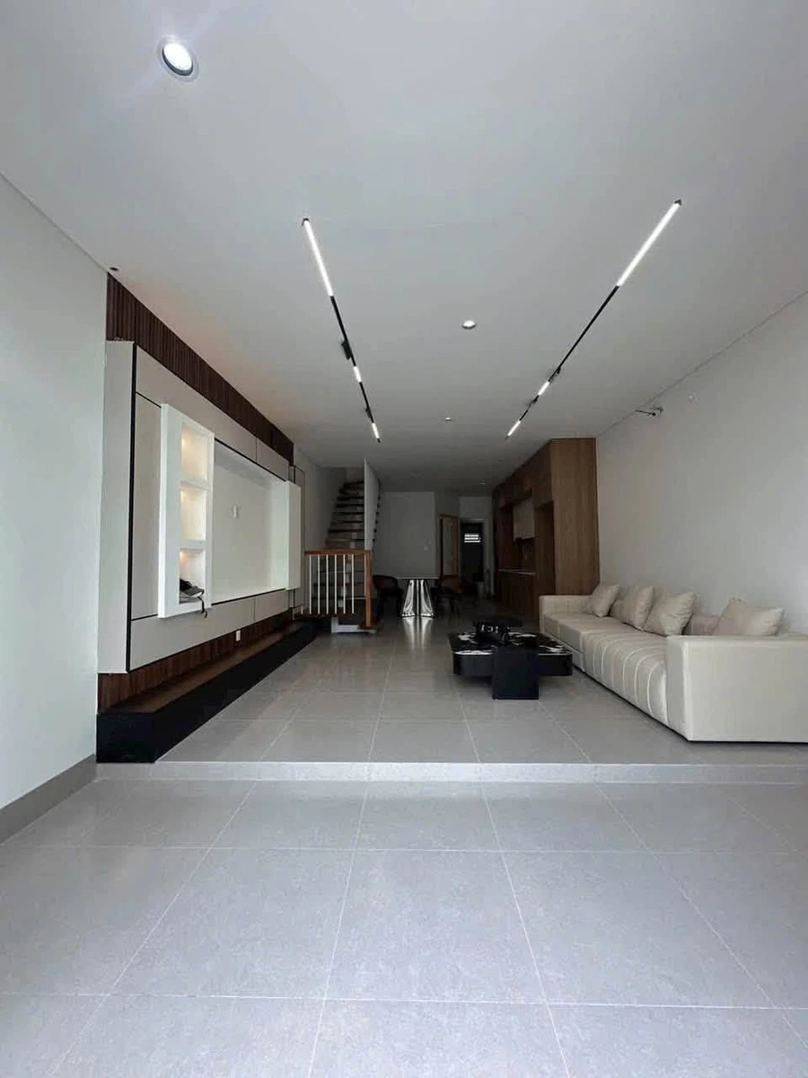 Bán nhà mặt tiền Võ Thị Mười 4,5x15,5m, 3PN, Bình Tân - Ảnh thu nhỏ 2