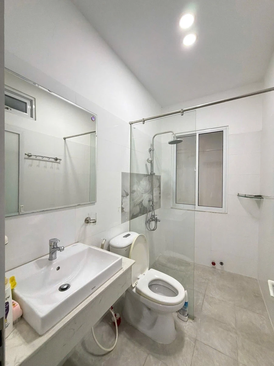 Nhà bán gần mặt tiền Phan Tây Hồ, 4 tầng, 3PN, 32.6m², Phú Nhuận, 7.35 tỷ - Ảnh thu nhỏ 2