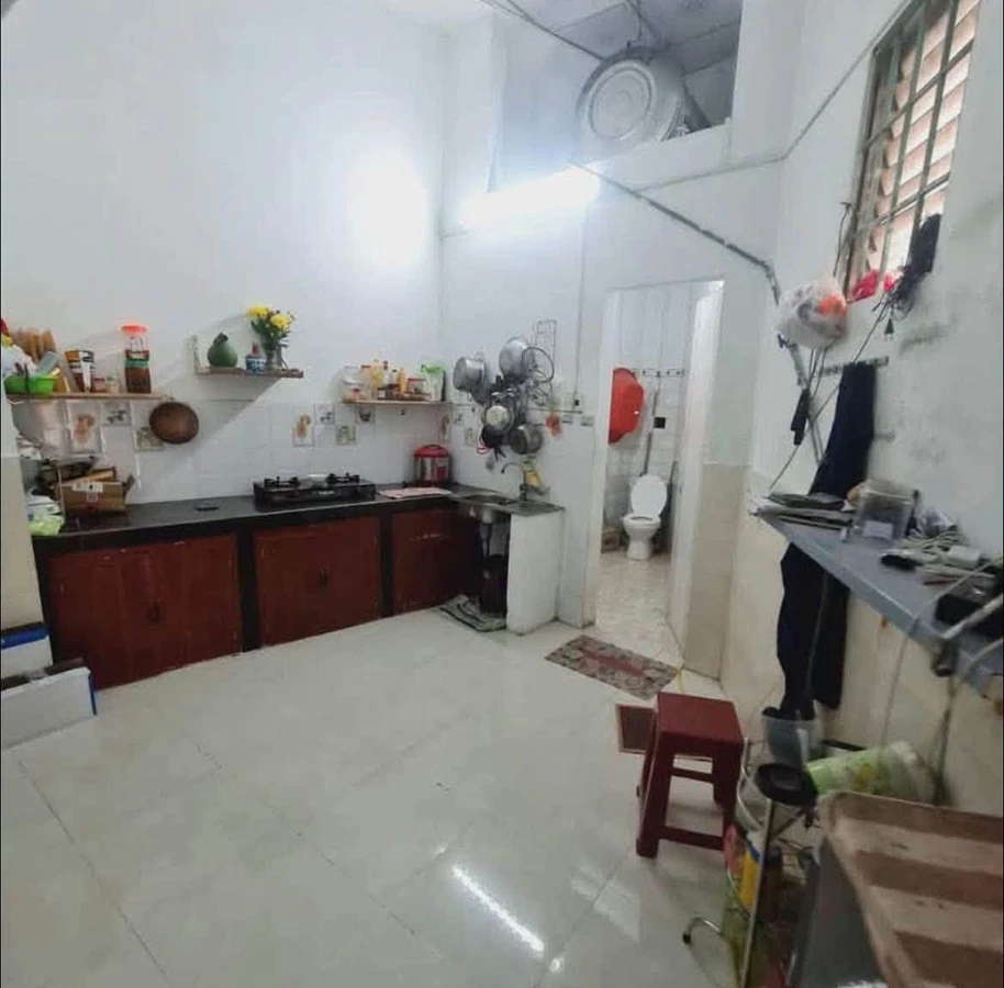 Bán nhà hẻm Trần Cẩm 104m2, 3 phòng, nội thất đầy đủ - Ảnh thu nhỏ 2