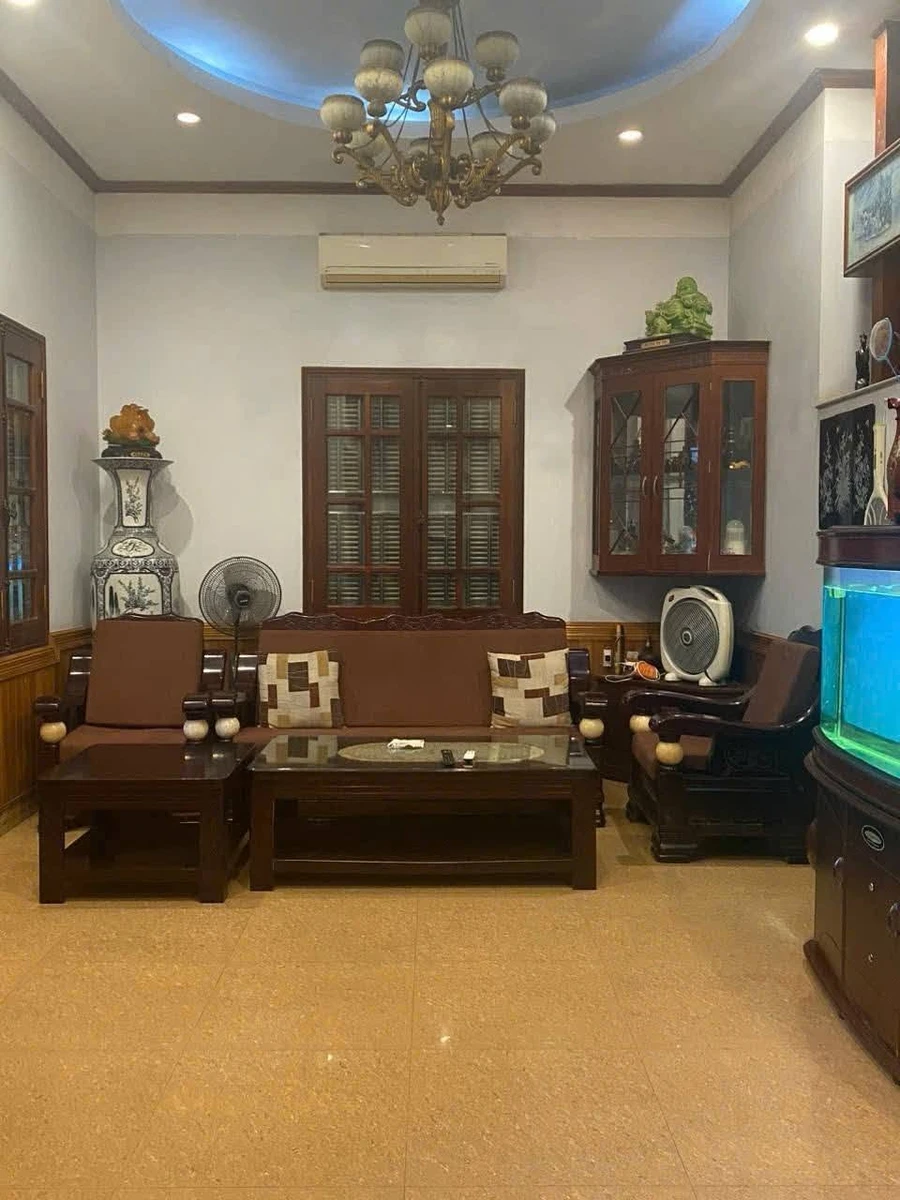 Nhà 3 tầng 4 PN 176m² giá 3,85 tỷ Bãi Cháy - Ảnh thu nhỏ 3