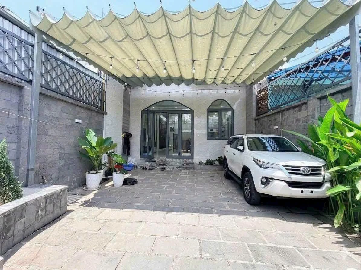 Bán nhà 182m² 3 phòng ngủ tại Phường Long Bình, Thủ Đức - Ảnh thu nhỏ 3
