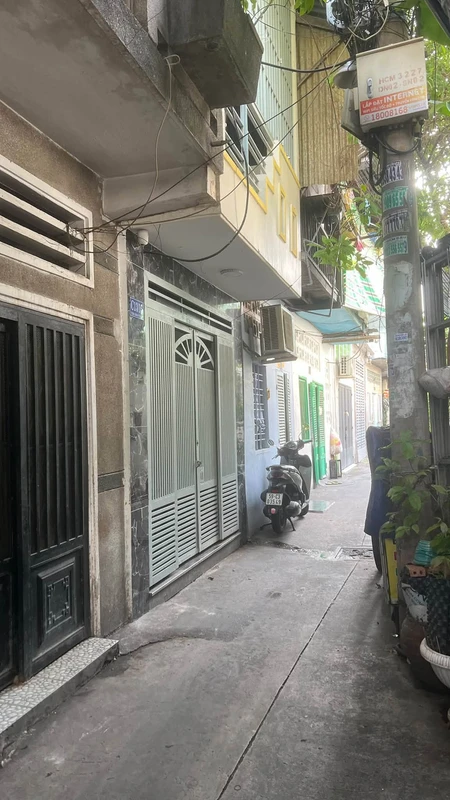 Bán nhà 3 tầng 75m2 đường Thiên Lôi giá 3 tỷ, tặng nội thất nhagodau