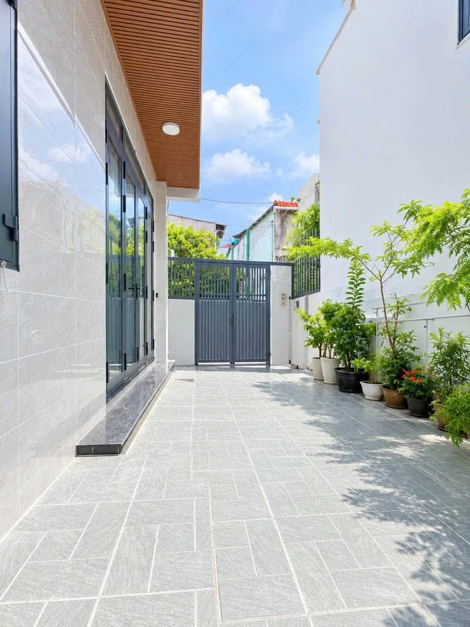 Bán nhà 2 tầng 65m² hẻm ba gác, Linh Chiểu, Thủ Đức, giá hơn 4 tỷ - Ảnh 1