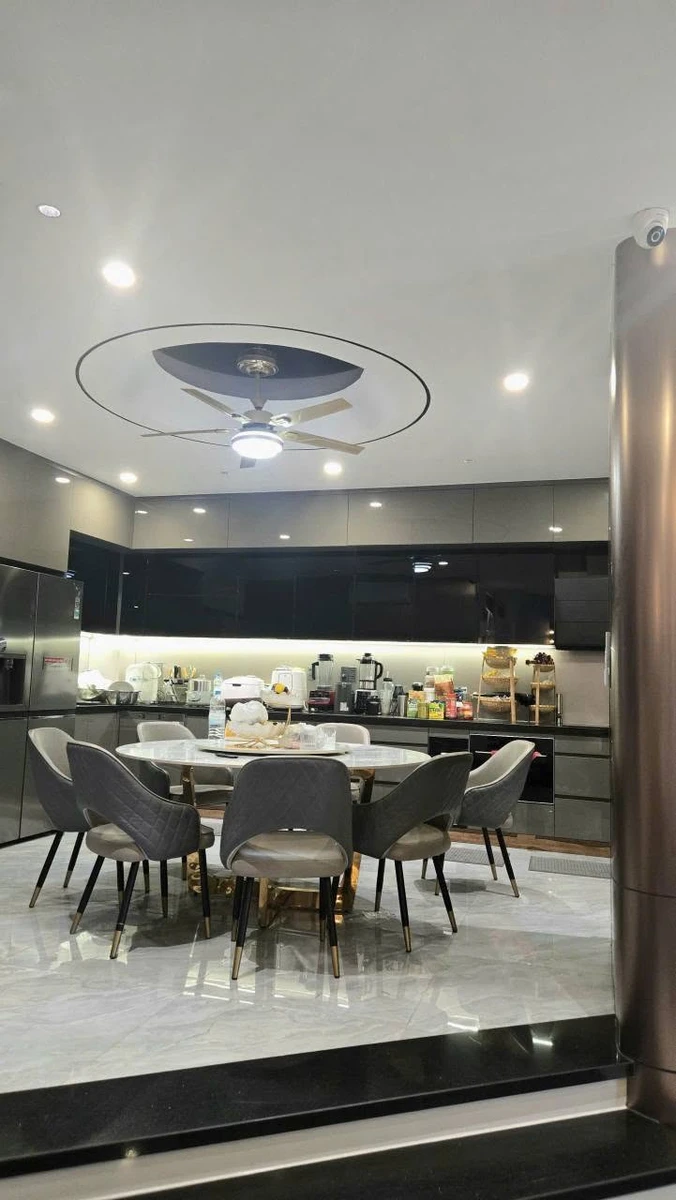 Bán biệt thự Chánh Nghĩa 10x20m (200m²), 6PN, 22.9 tỷ - Ảnh thu nhỏ 4