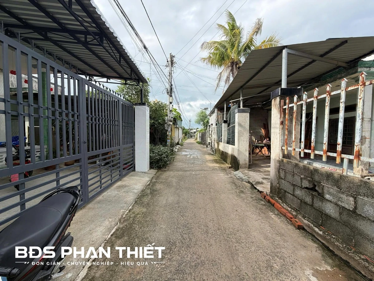 Bán đất mặt tiền 10m Phú Long, Phan Thiết, 246 m², 1 tỷ 400 triệu - Ảnh thu nhỏ 4