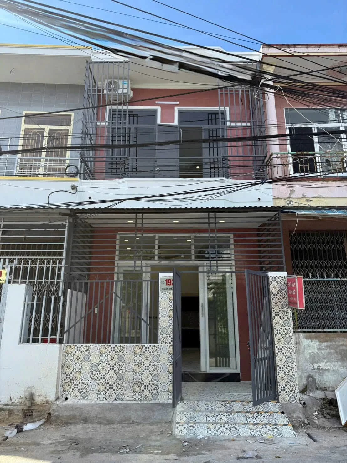 Bán nhà mặt tiền 1 trệt 1 lầu 31,1m2 đường Ngô Đến, Nha Trang giá 2,35 tỷ - Ảnh 1