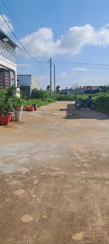 Bán đất thổ cư 114m2 ngang 6m giá 690 triệu gần KDC Rạng Đông, Hàm Liêm