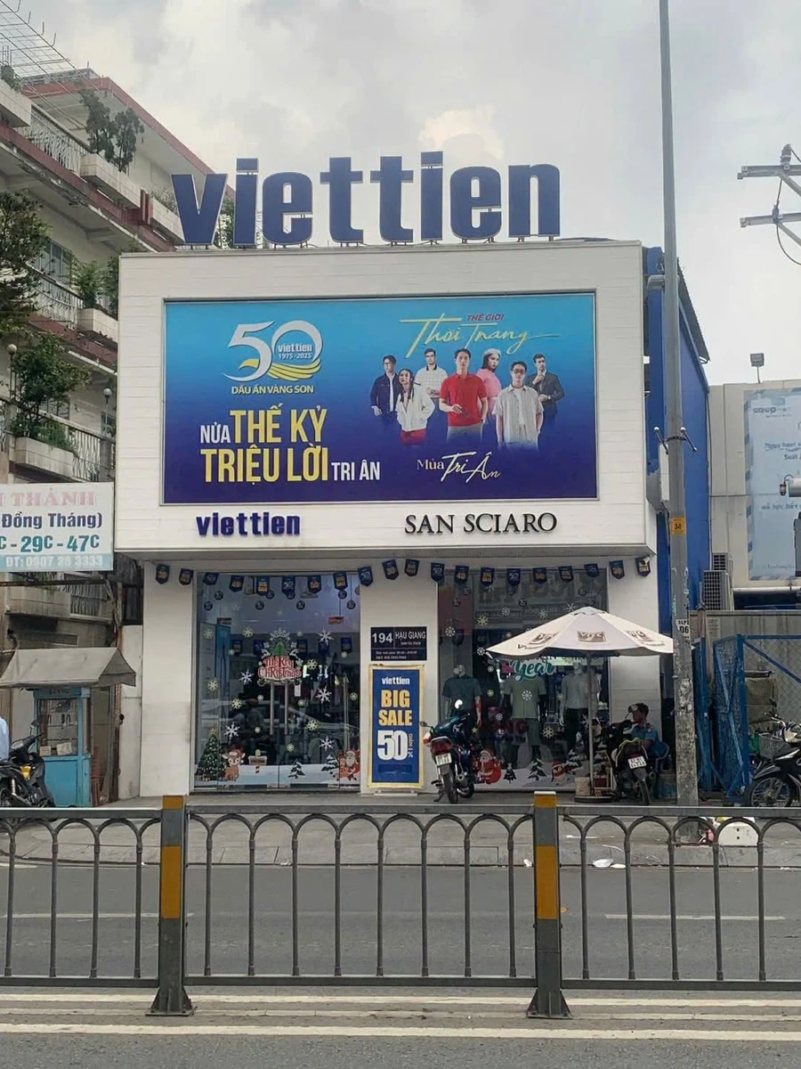 Bán shophouse mặt tiền Hậu Giang Q6, 219.9m2, 3 tầng, KD thương mại - Ảnh 1