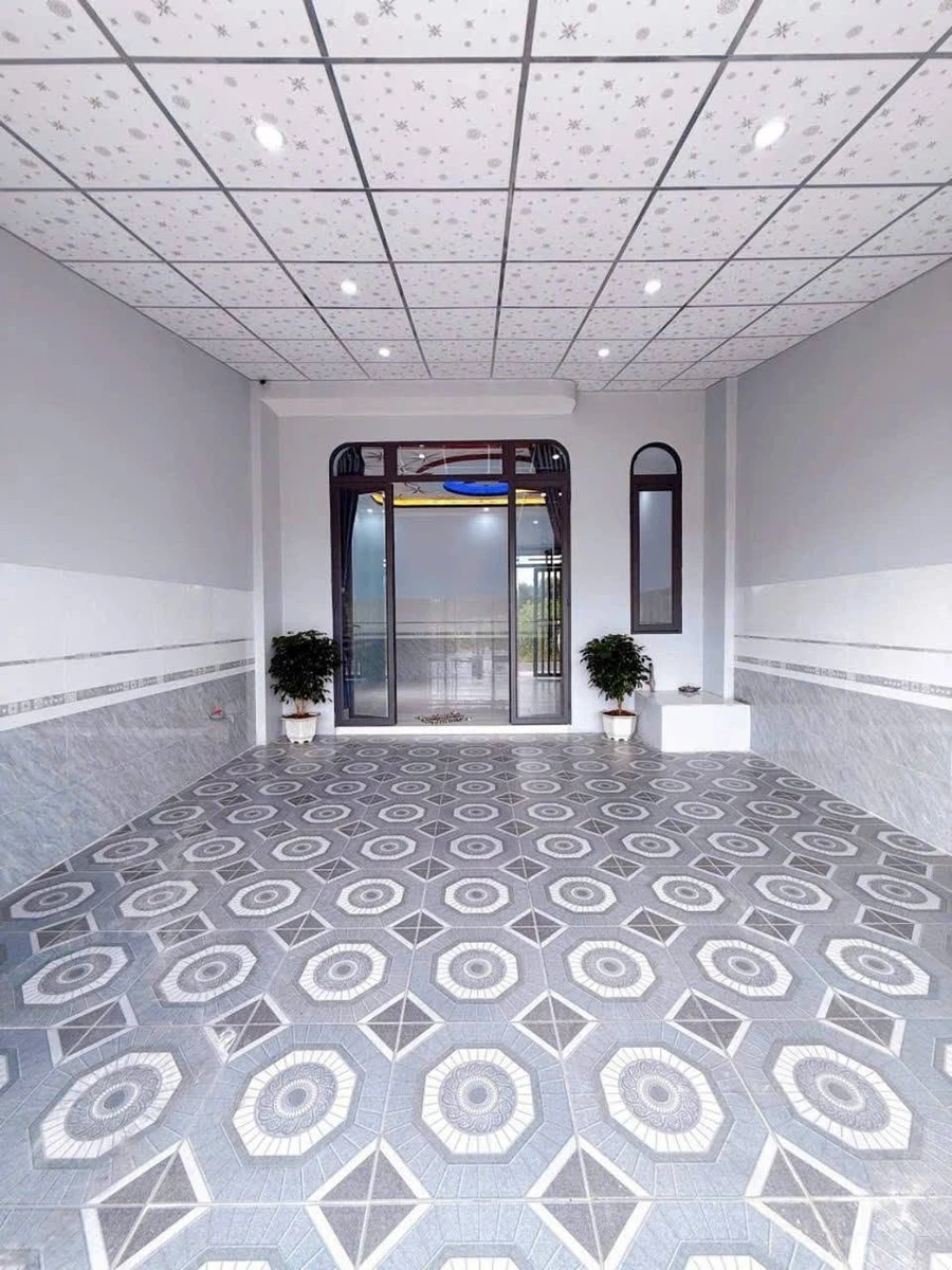Bán nhà mới 130m² 2 phòng ngủ Xã Châu Thành Tiền Giang 750 triệu - Ảnh thu nhỏ 2