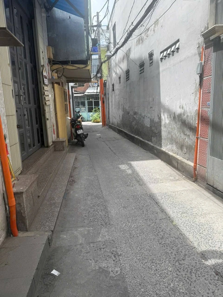 Bán nhà hẻm Lò Siêu Q11, 72m², 3.8 tỷ - Ảnh thu nhỏ 4