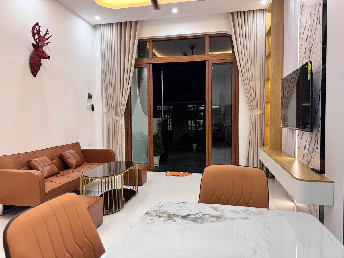 Bán nhà kiệt ô tô 100m2, 3 phòng ngủ, full nội thất tại Minh Mạng, Thuỷ Xuân, Huế - Ảnh thu nhỏ 2
