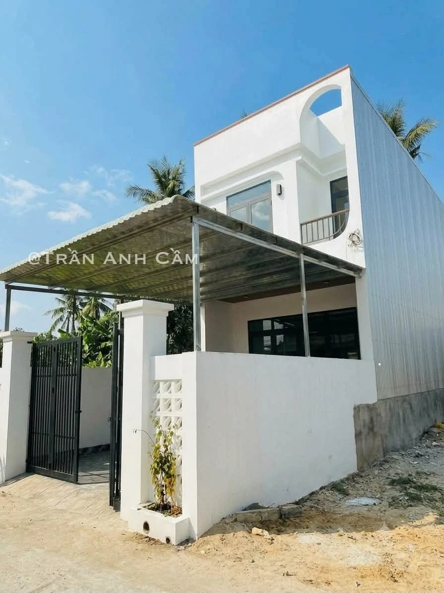 Bán nhà 2 tầng hẻm 331 Nguyễn Công Phương, Quảng Ngãi, 5x21m, 3 phòng ngủ - Ảnh 1