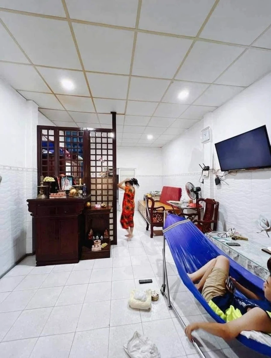 Bán nhà hẻm Quận 4, 54m2, 2 tầng, 4.6 tỷ - Ảnh thu nhỏ 3