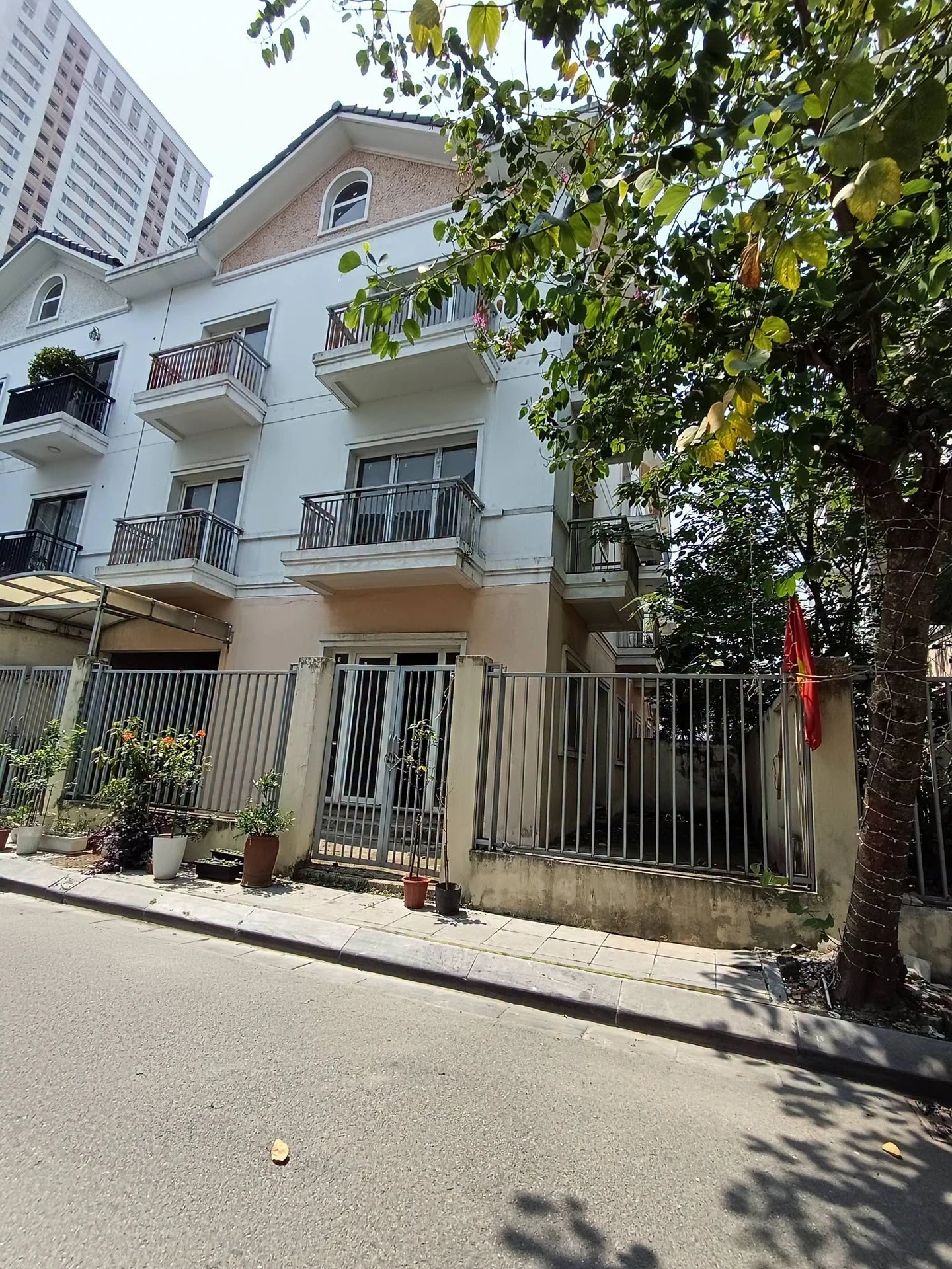 Bán biệt thự Eurowindow 145m2, mặt tiền 12m, 31 tỷ ở Hóc Môn - Ảnh 1