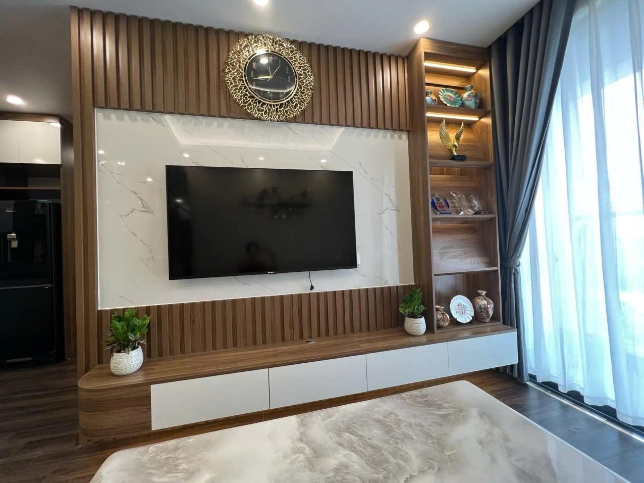 Cho thuê căn hộ 2PN nội thất cao cấp Hoàng Huy Grand 73m² - Ảnh 1