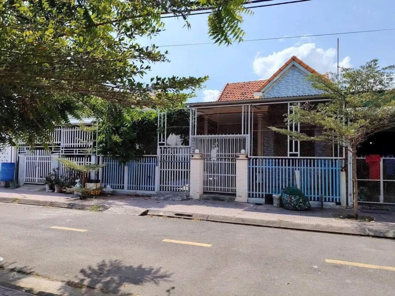 Nhà bán 3,8 tỷ tại Mỹ Lương 212 m²