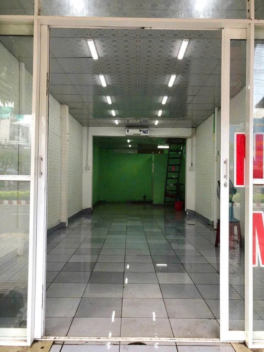 Bán nhà mặt tiền Đồng Khởi 100m2, Bến Tre 6,2 tỷ - Ảnh thu nhỏ 2