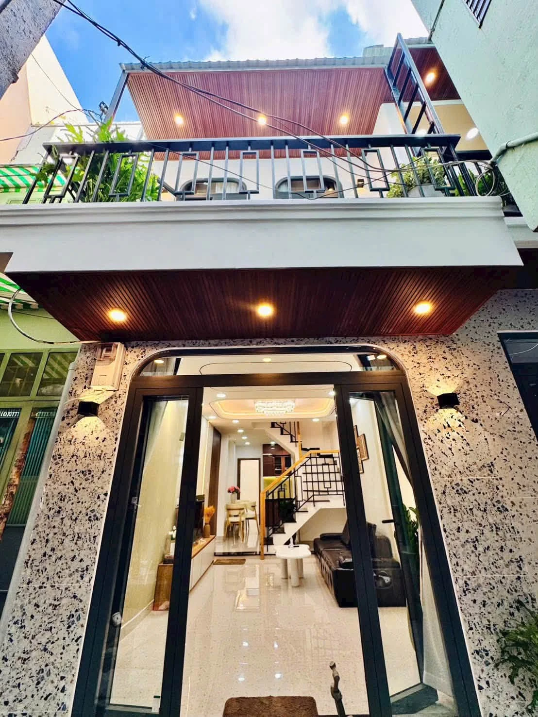 Bán nhà mặt tiền Cô Giang, Phú Nhuận, 40m2, 3PN, 5.75 tỷ - Ảnh 1