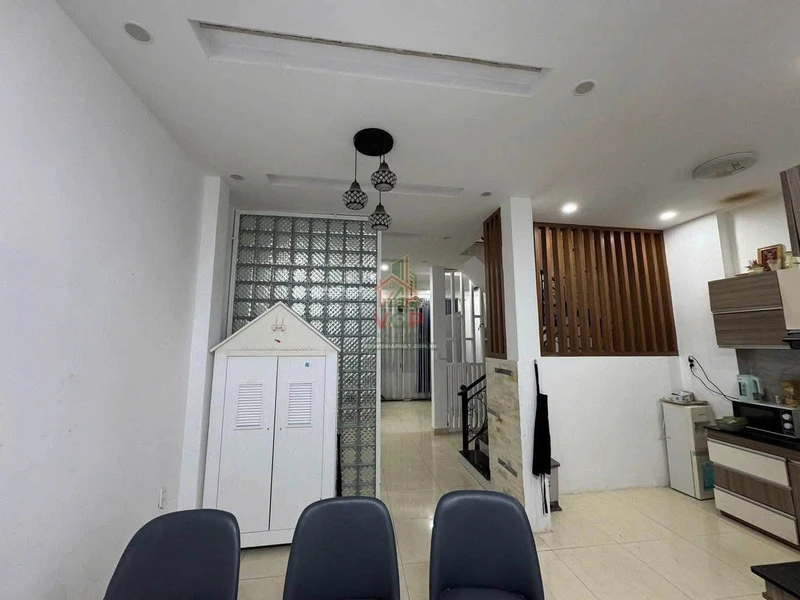 Bán nhà phố hẻm xe máy đường Phạm Hồng Thái, 71,24m², giá 6,5 tỷ, Lâm Đồng