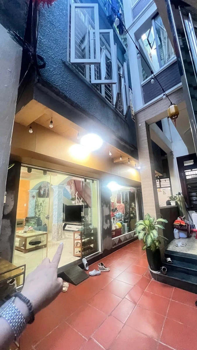 Bán nhà 2,5 tầng 32m² trung tâm Hạ Long - Ảnh thu nhỏ 3