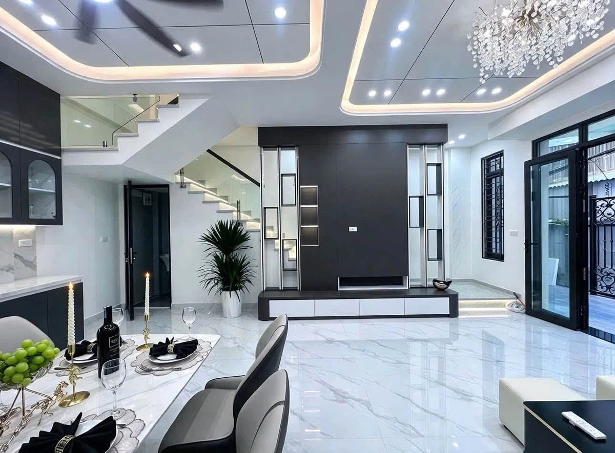 Bán nhà phố 4 tầng 55m2 đường Đà Nẵng Quận 1 - Ảnh thu nhỏ 2
