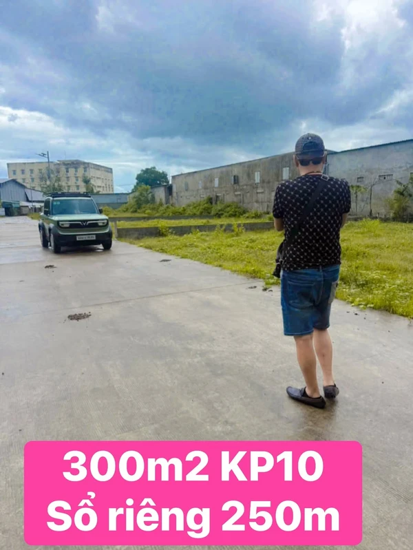 Bán đất Khu phố 10 Phú Quốc 300m2 mặt tiền 17m