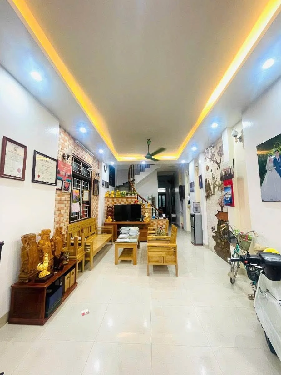 Bán nhà Lê Trọng Tấn 70m² 5 tầng giá 9 tỷ - Ảnh 1