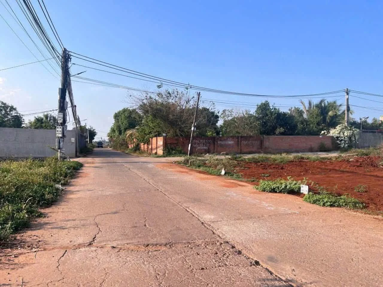 Bán đất thổ cư 5x23m hẻm 327 Y Moal, phường Buôn Ma Thuột, giá 1,89 tỷ - Ảnh 1