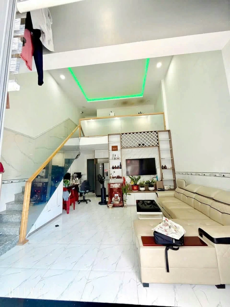 Bán nhà sổ chung hẻm Trần Thị Dương 55m² 2PN Dĩ An - Ảnh 1