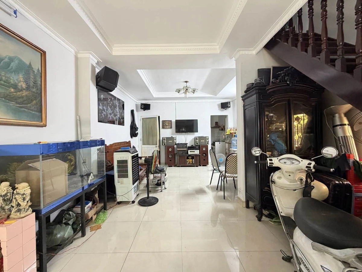 Bán nhà phố Phú Nhuận 78m2 giá 12.9 tỷ gần mặt tiền - Ảnh thu nhỏ 3