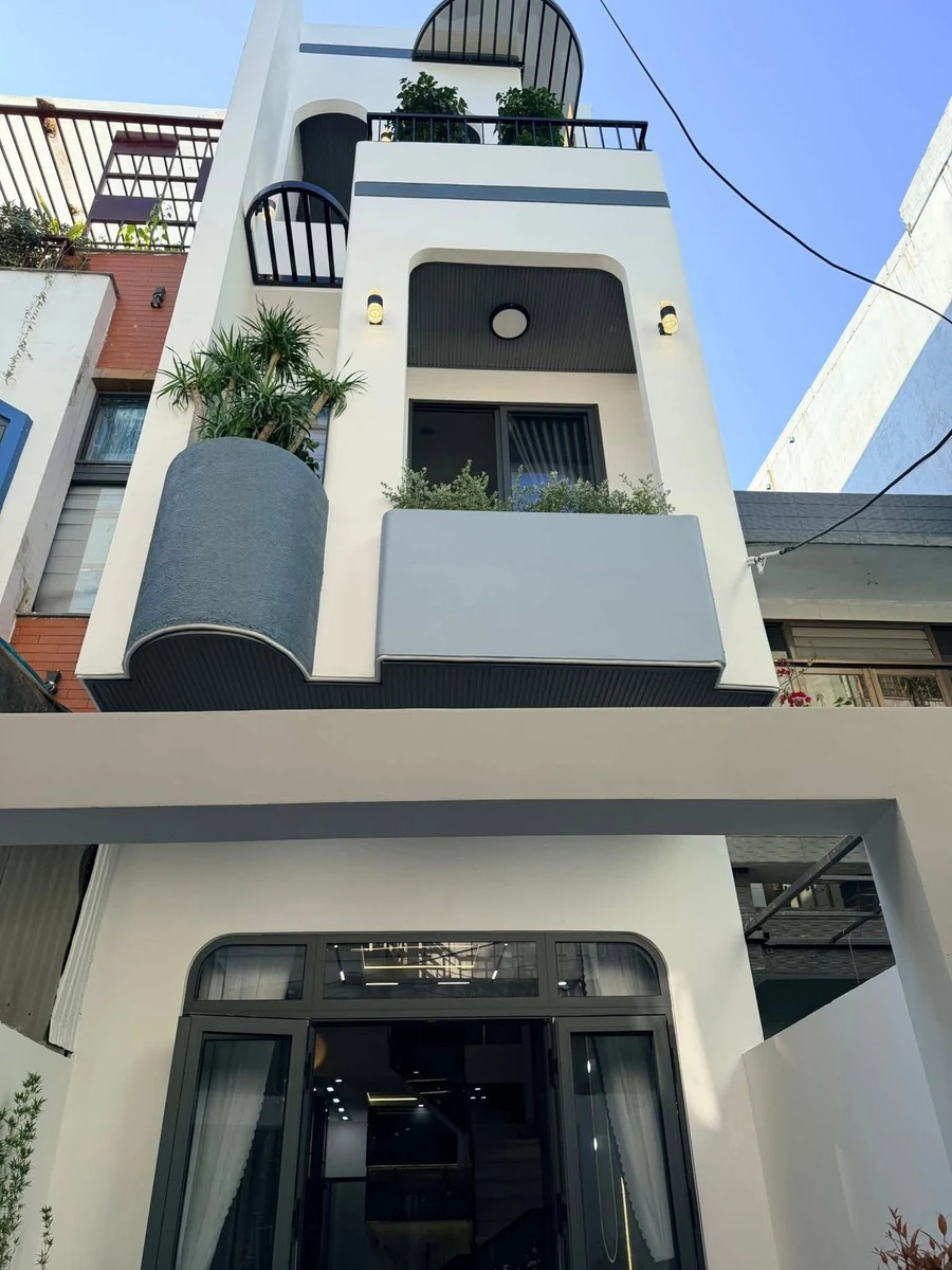 Bán nhà 3 tầng mới xây 70m2 kiệt gần đường Hải Phòng, Thanh Khê, Đà Nẵng - Ảnh 1