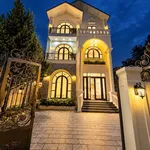 Bán biệt thự mới 5PN, 226m² view rừng thông, Đà Lạt 13,5 tỷ - Ảnh thu nhỏ 1