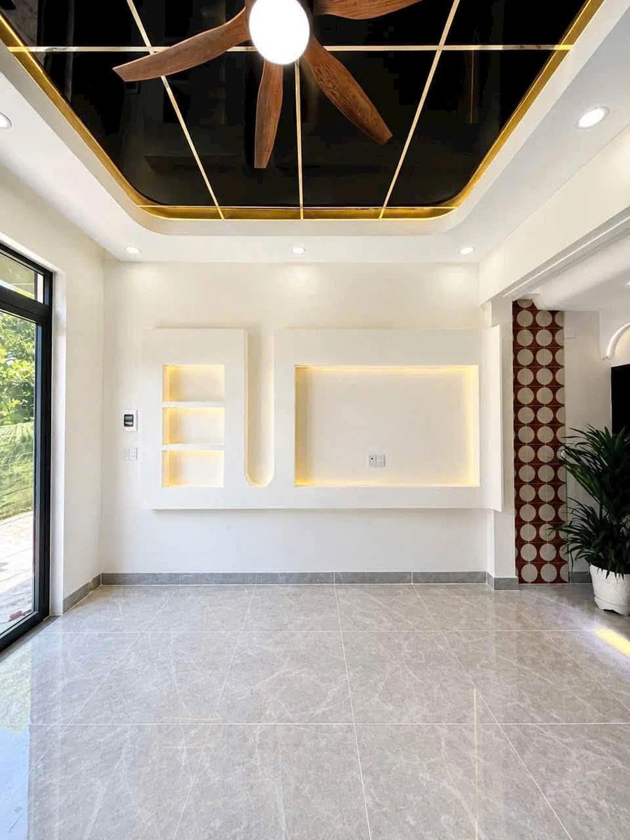 Bán nhà 1 trệt 1 lầu 5x12m, 3PN 2WC, sổ hồng, đường ô tô, Phường Tam Hiệp - Ảnh thu nhỏ 3