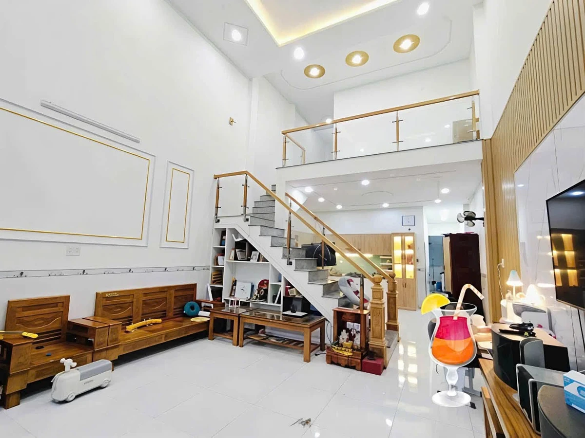 Bán nhà phố Trảng Dài Biên Hòa 115m² 3 phòng 2.19 tỷ - Ảnh thu nhỏ 2