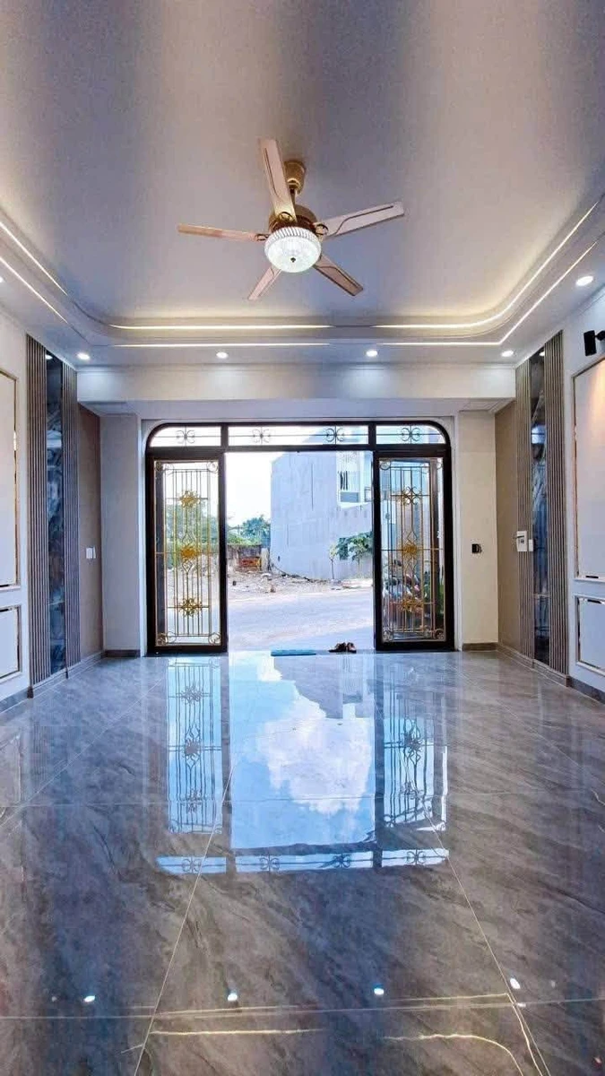 Bán nhà 2 lầu 5 PN 90m2 tại Phường Biên Hòa, Hóc Môn - Ảnh thu nhỏ 3