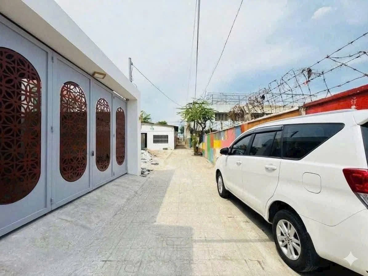 Bán nhà sổ riêng 4PN 160m2 gần chợ 26 - Ảnh 1